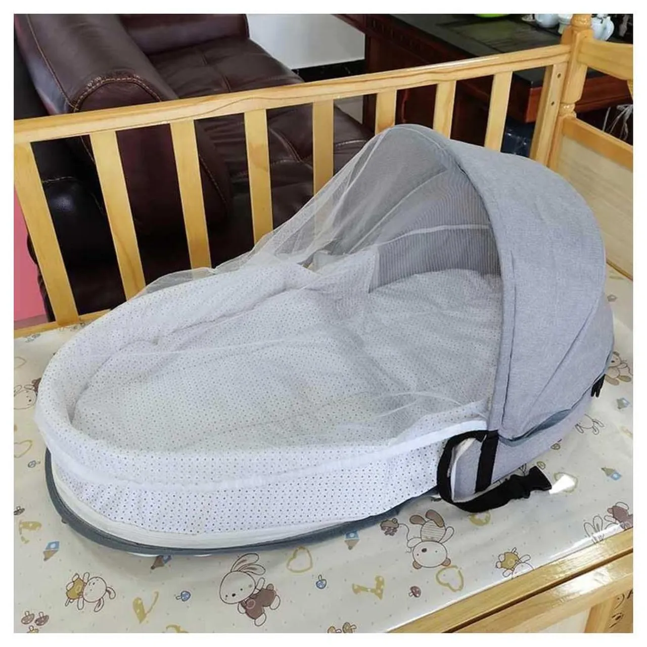 Bumble & Bird Foldable Baby Nest with Mosquito Net — Photograph 9 of 11