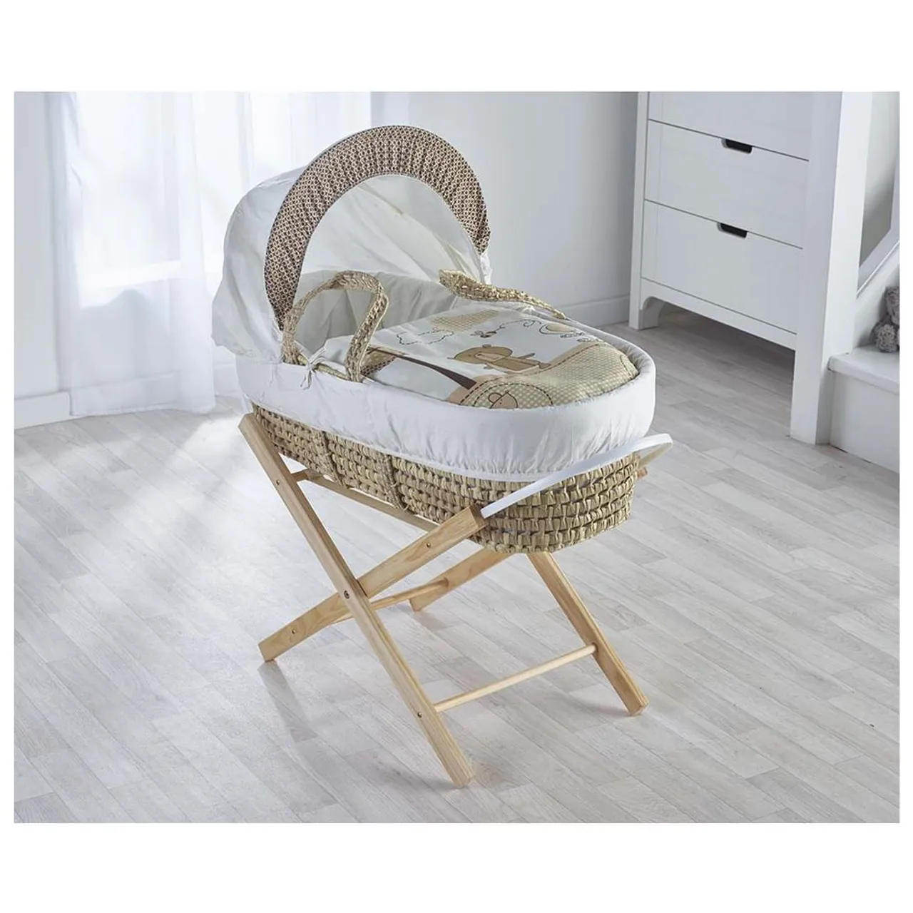 Kinder Valley Tiny Ted Moses Basket with Stand — Photograph 4 of 10