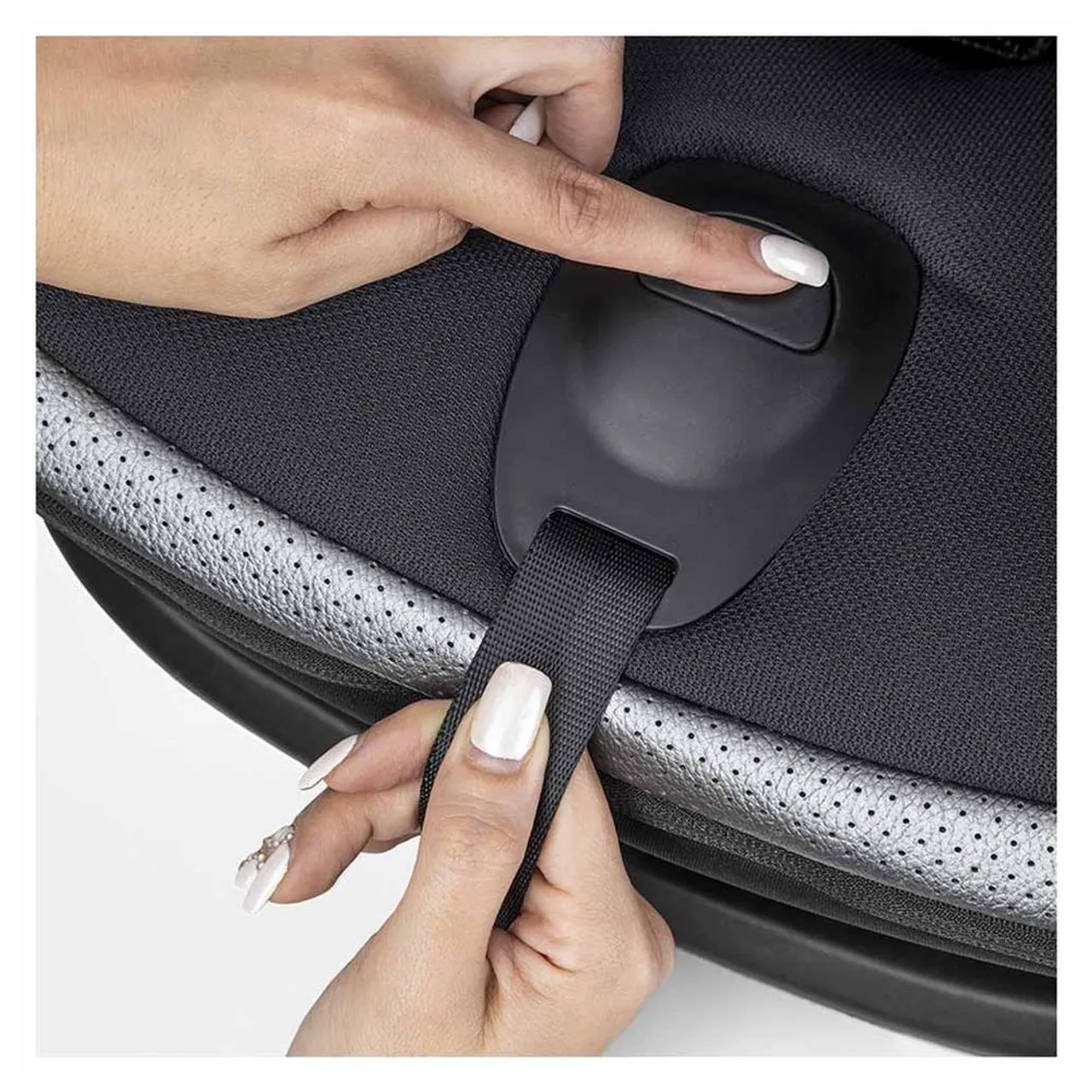 Jikel Saturn Zip 360 Rotating Car Seat - Black — Photograph 10 of 14