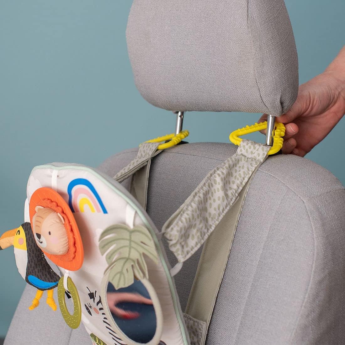 Musical Car Seat Toys for 0-12 Month Old Babies - Activity Center with Sensory Soft Hanging Toys and Mirror - Carseat Gift for Infants — الصورة 7 من 9