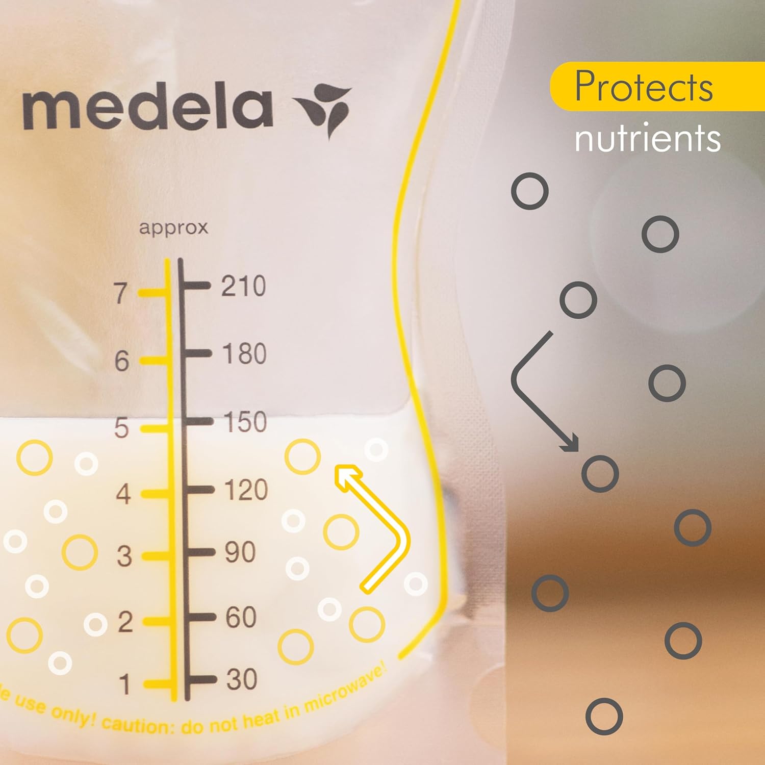 Medela Easy Pour Disposable Breastmilk Storage Bags, 210 ml Capacity, Leakproof Design with Milk Protection, Made Without BPA, Pack of 50 — الصورة 3 من 8